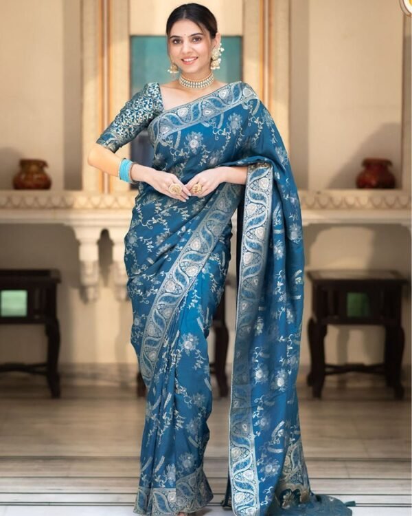 163_c0b6cde7-9097-4f7d-8b93-604888558800-1.jpg Rama Color Banarasi Jacquard Zari Weaving Saree